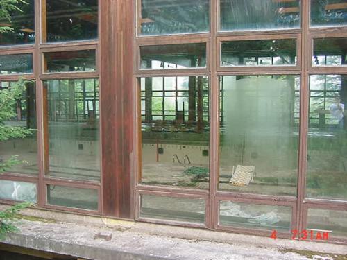 10.jpg (37542 bytes)