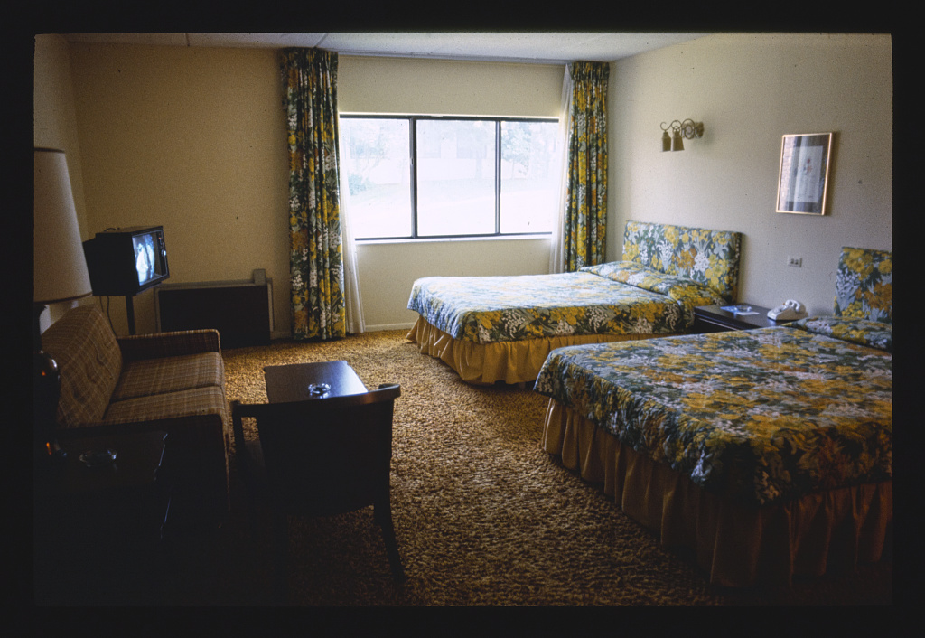 Guest room in Harry G